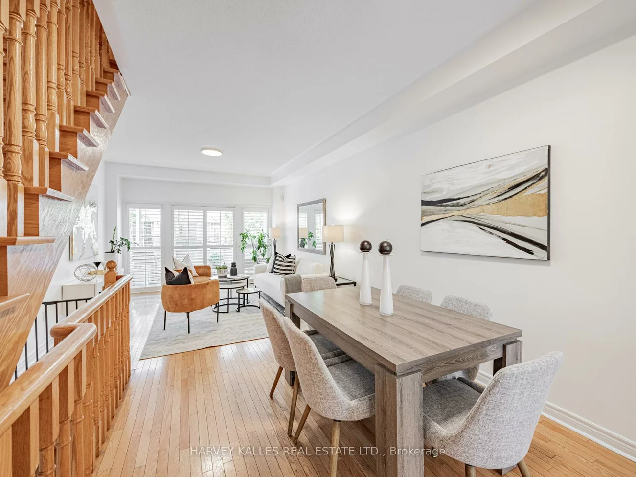 52, Market Garden, Stonegate-Queensway, Toronto
