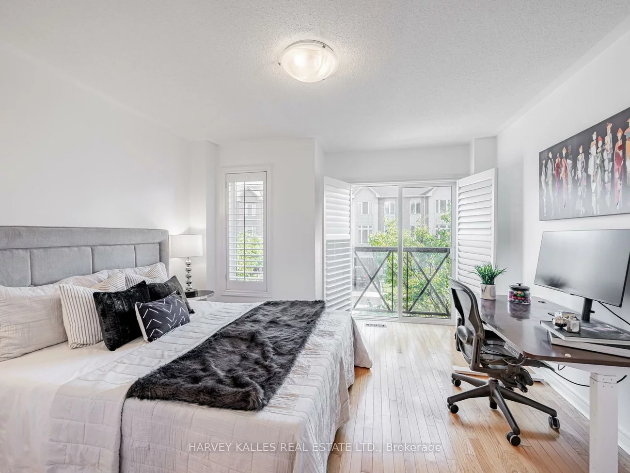 52, Market Garden, Stonegate-Queensway, Toronto