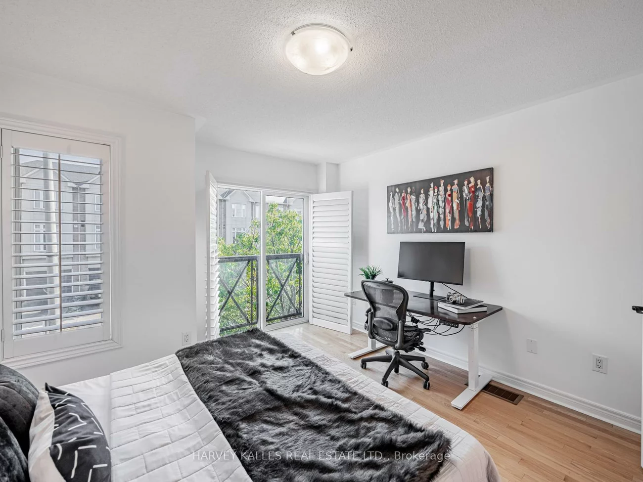 52, Market Garden, Stonegate-Queensway, Toronto