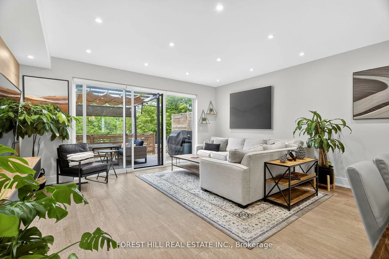 272A, Beta, Alderwood, Toronto