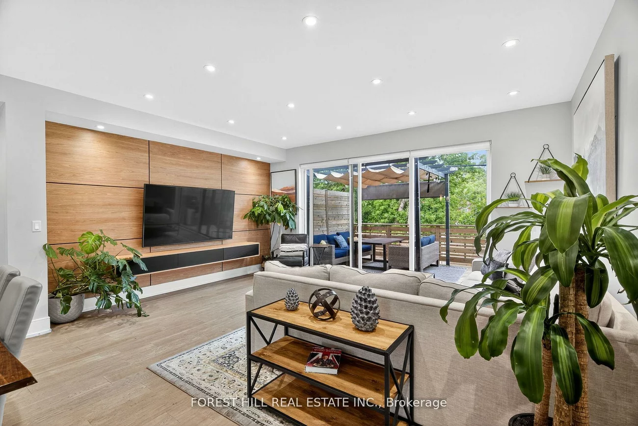 272A, Beta, Alderwood, Toronto