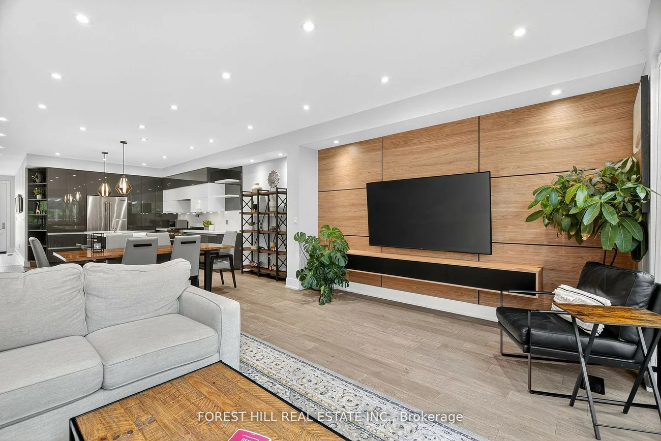272A, Beta, Alderwood, Toronto