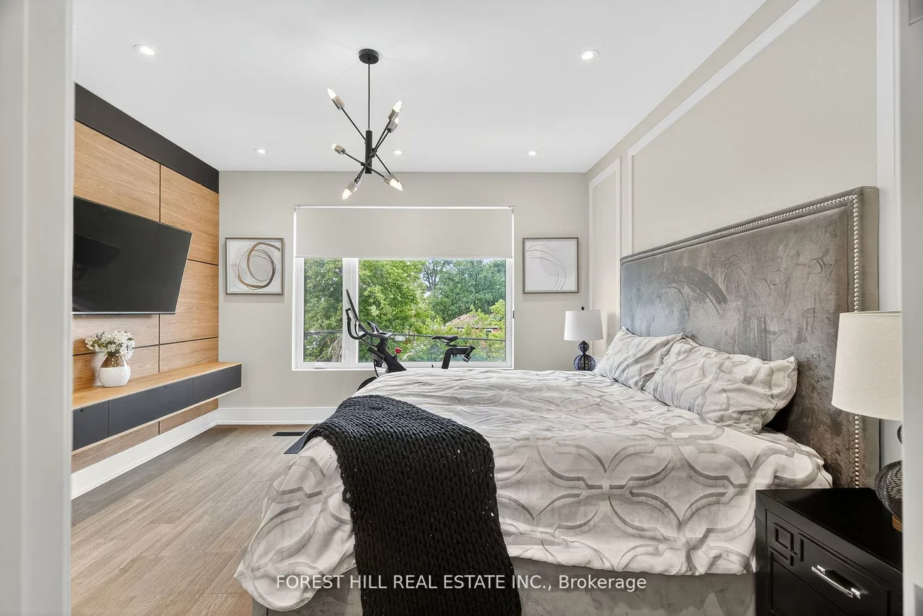 272A, Beta, Alderwood, Toronto
