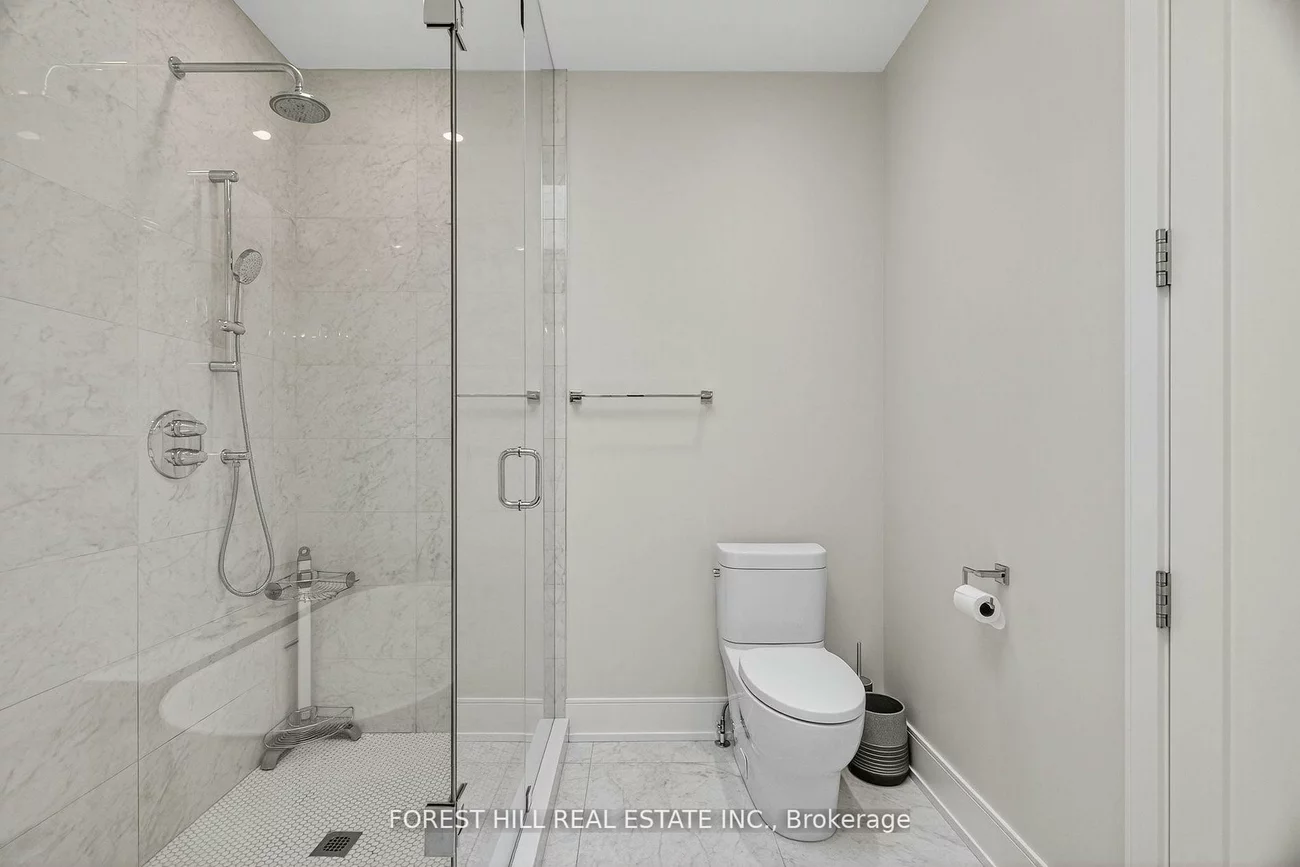 272A, Beta, Alderwood, Toronto