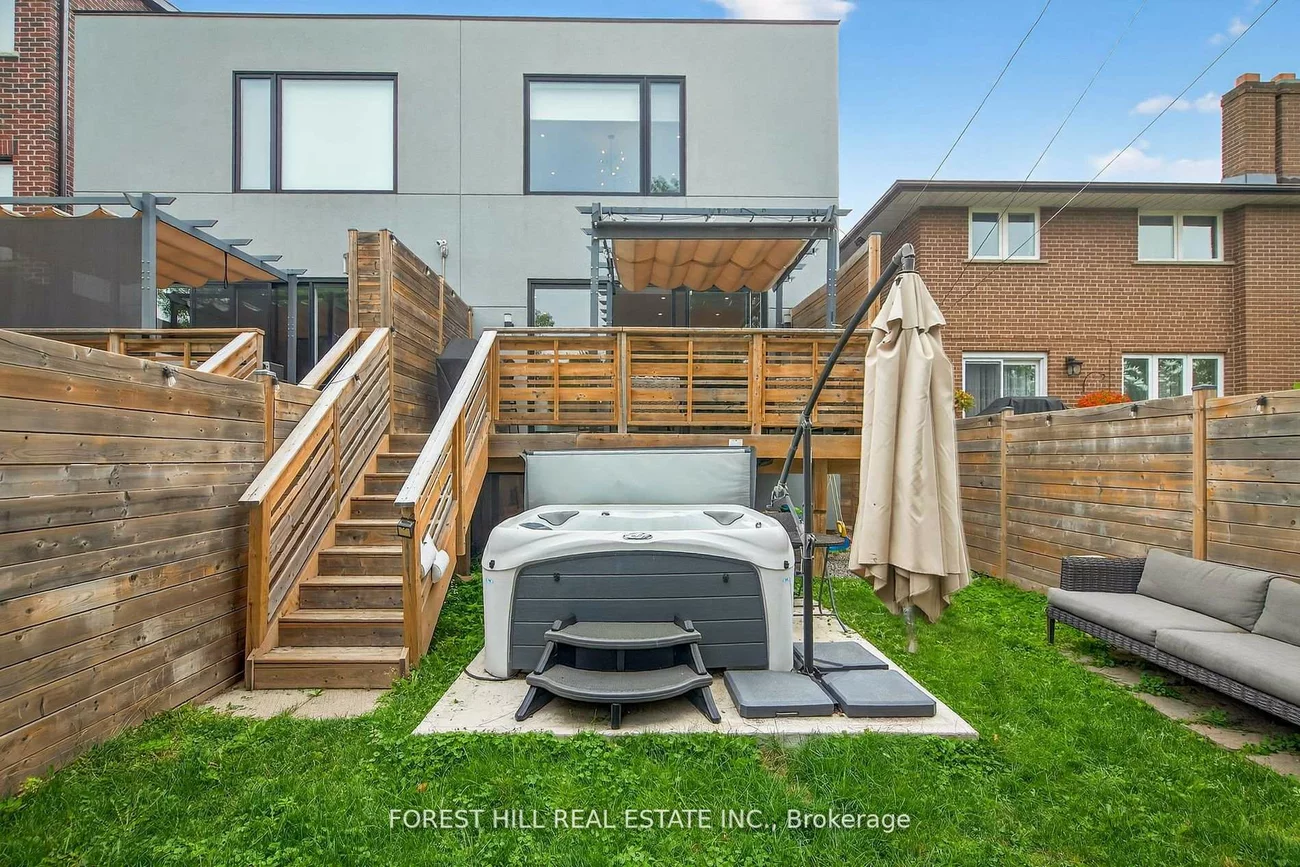 272A, Beta, Alderwood, Toronto