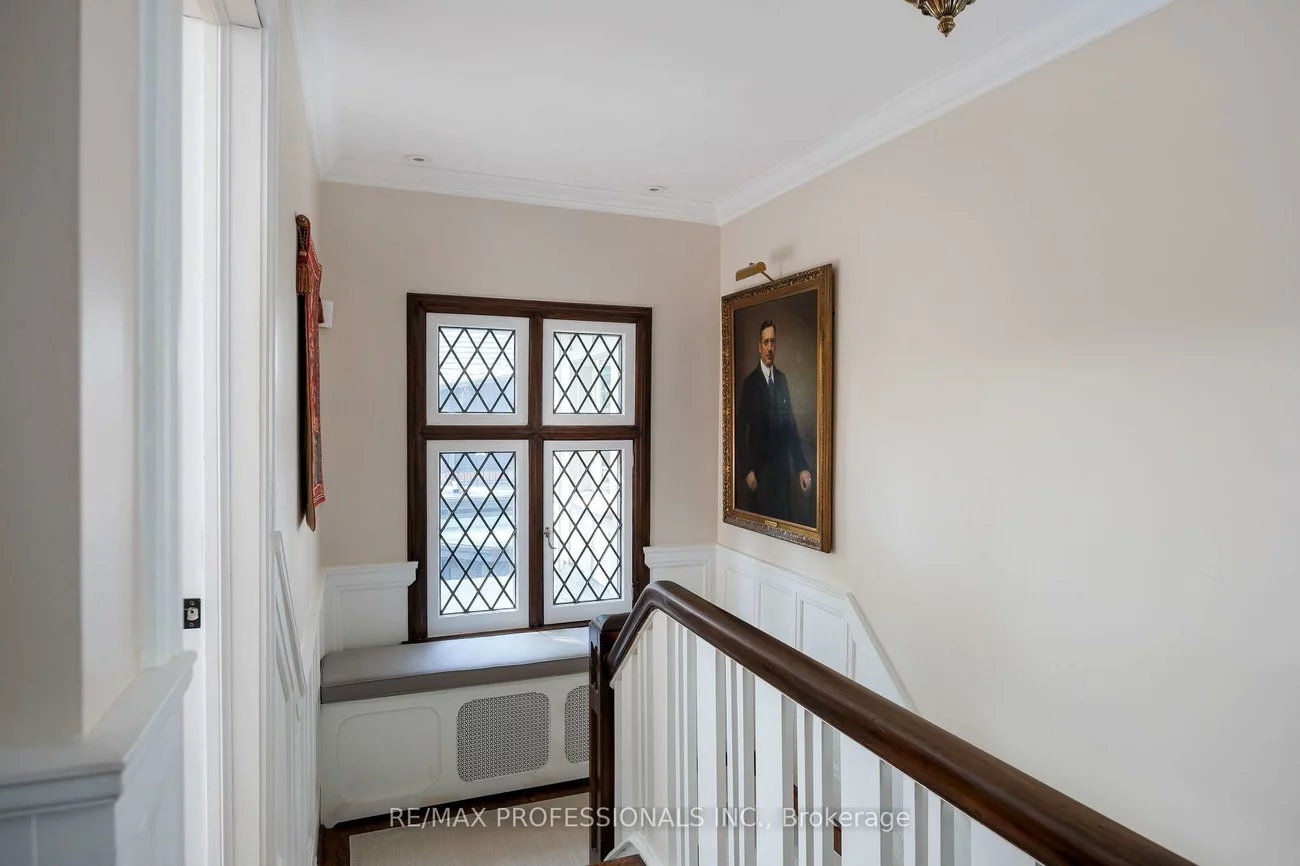 16, Kingsway, Kingsway South, Toronto