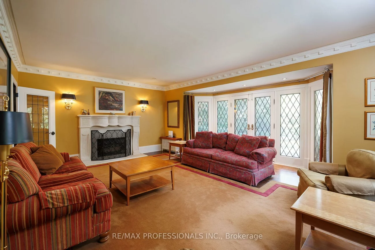 16, Kingsway, Kingsway South, Toronto