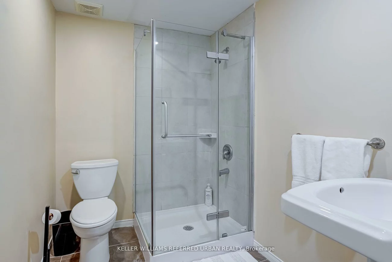 26, Foxmeadow, Willowridge-Martingrove-Richview, Toronto