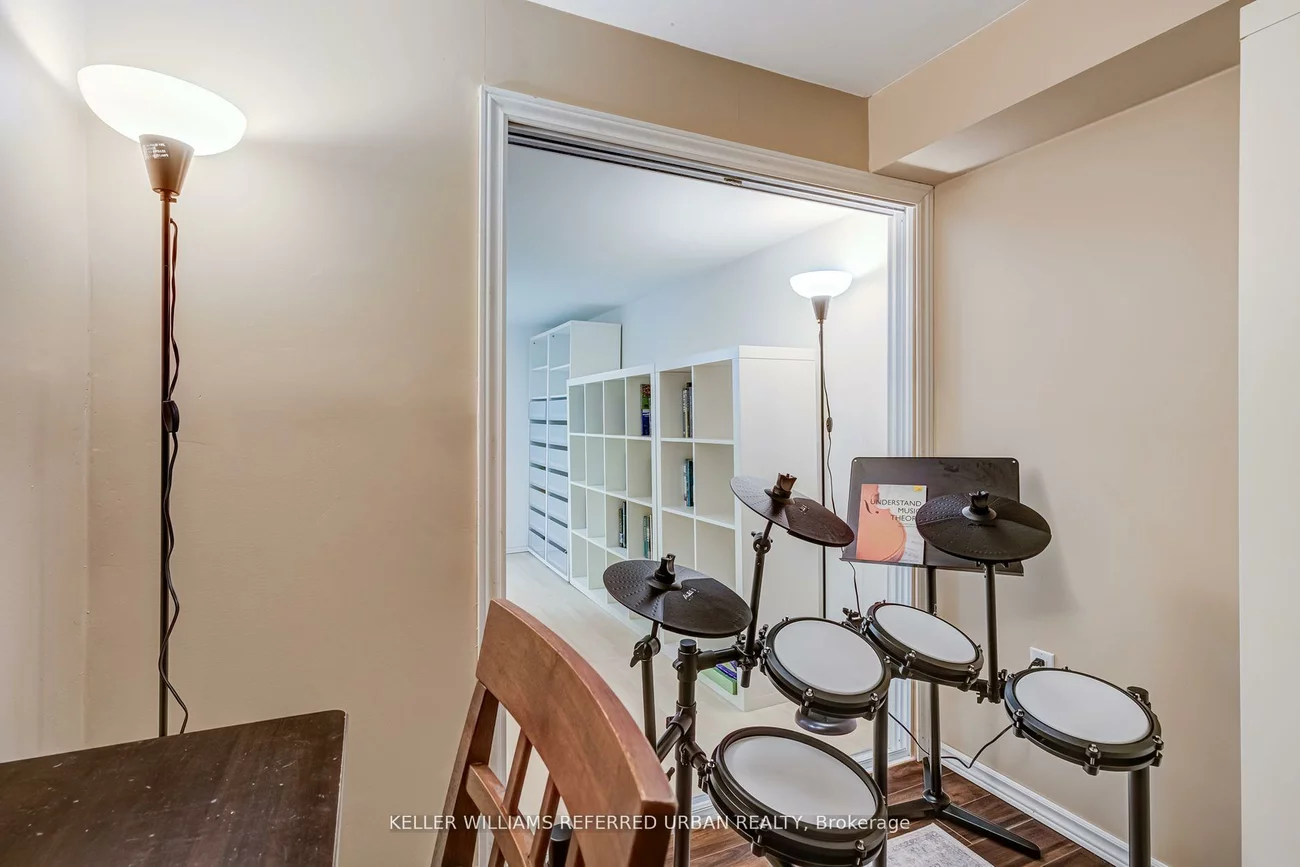 26, Foxmeadow, Willowridge-Martingrove-Richview, Toronto
