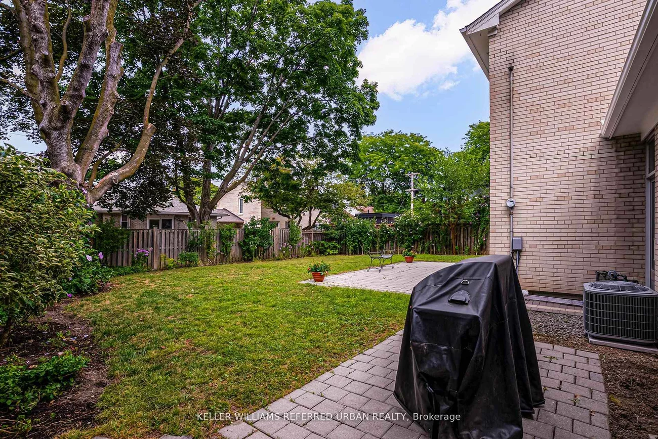 26, Foxmeadow, Willowridge-Martingrove-Richview, Toronto