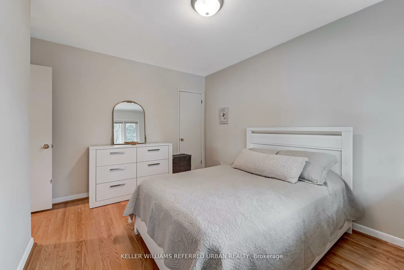 26, Foxmeadow, Willowridge-Martingrove-Richview, Toronto
