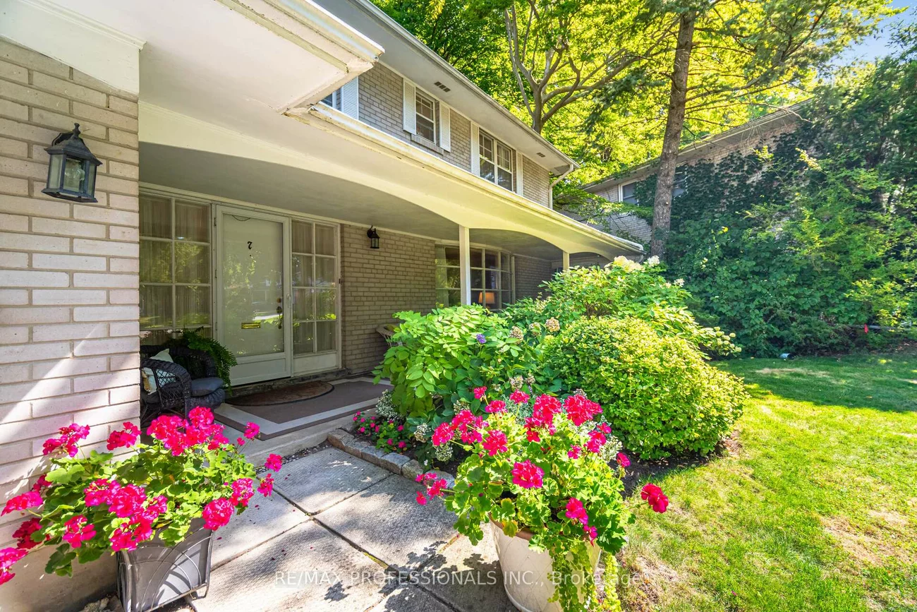 7, Queensborough, Willowridge-Martingrove-Richview, Toronto