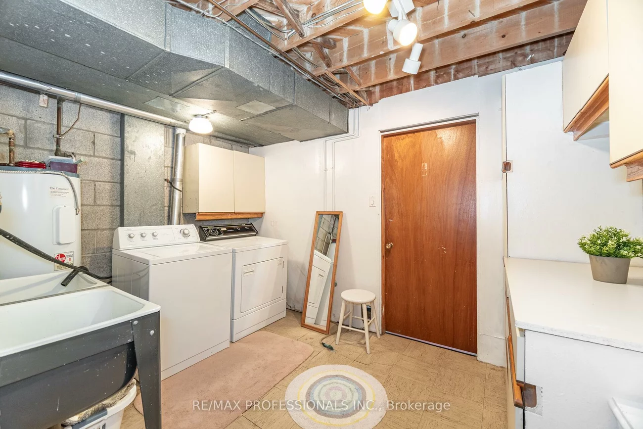 7, Queensborough, Willowridge-Martingrove-Richview, Toronto