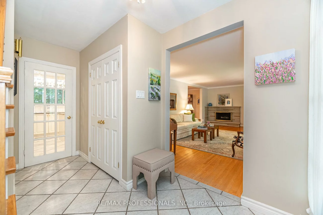 7, Queensborough, Willowridge-Martingrove-Richview, Toronto