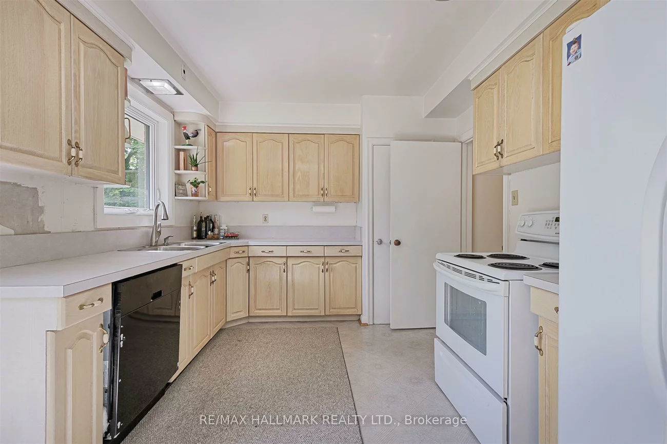 1616, Islington, Princess-Rosethorn, Toronto