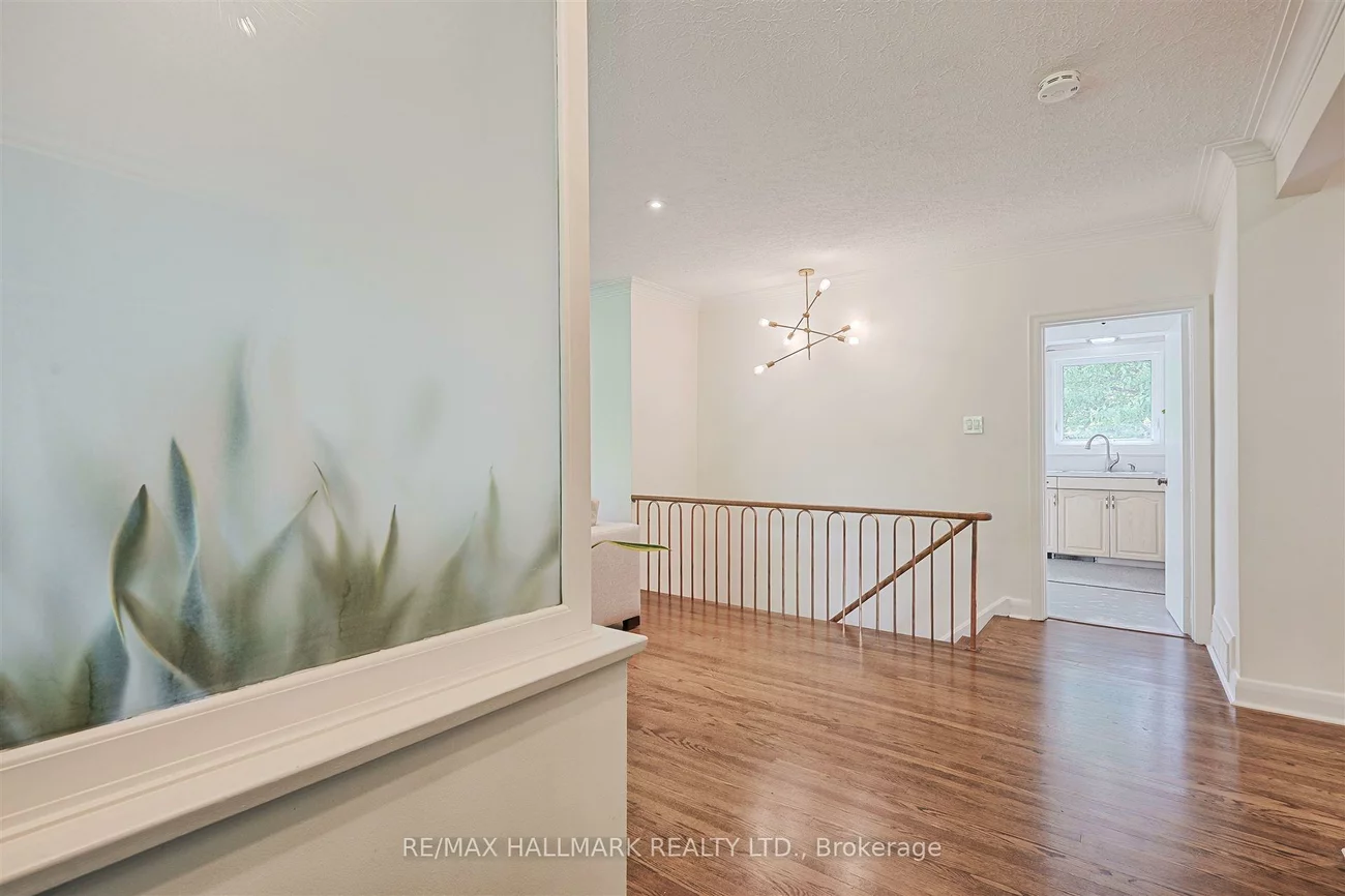 1616, Islington, Princess-Rosethorn, Toronto