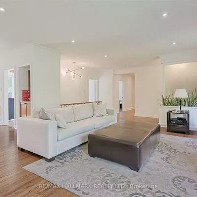 1616, Islington, Princess-Rosethorn, Toronto