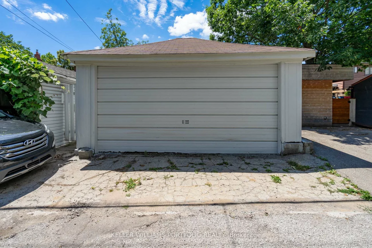65, Westholme, Junction Area, Toronto