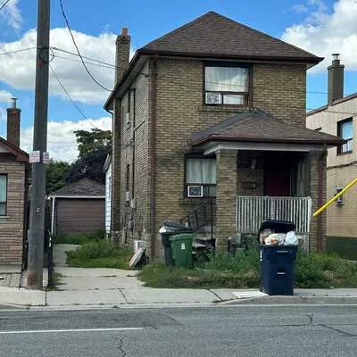 666, Jane, Rockcliffe-Smythe, Toronto