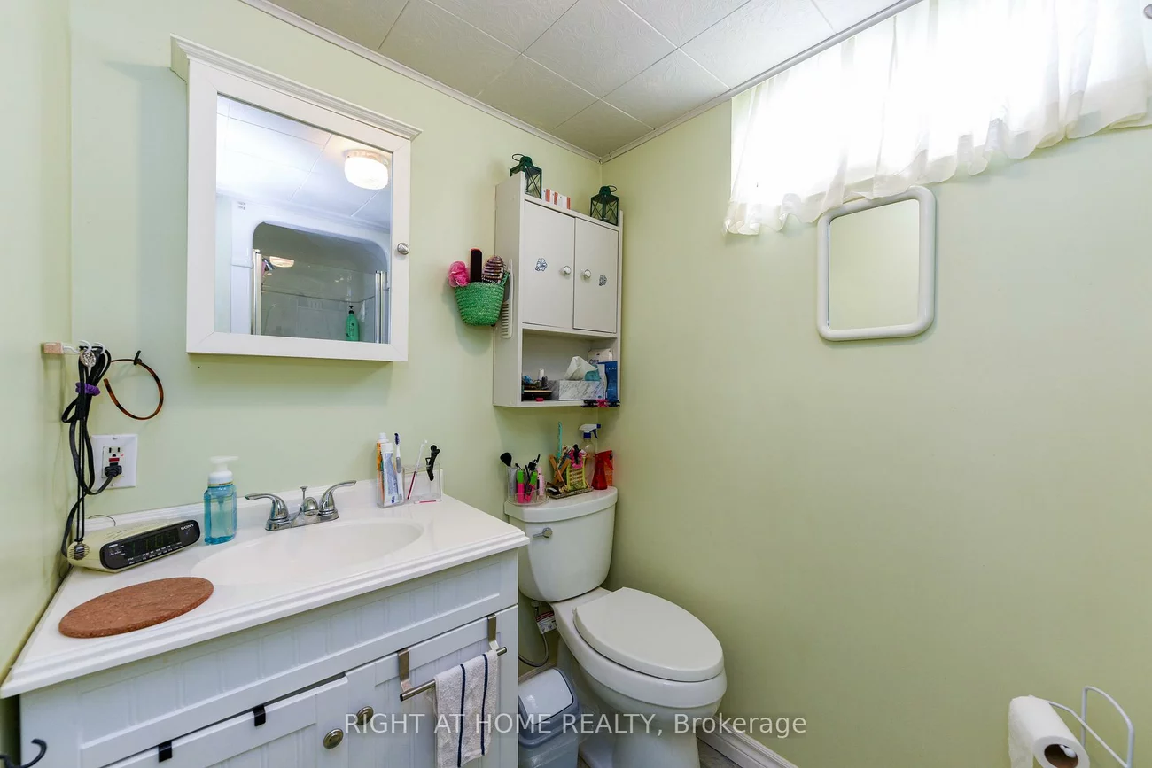 44, Birgitta, Eringate-Centennial-West Deane, Toronto