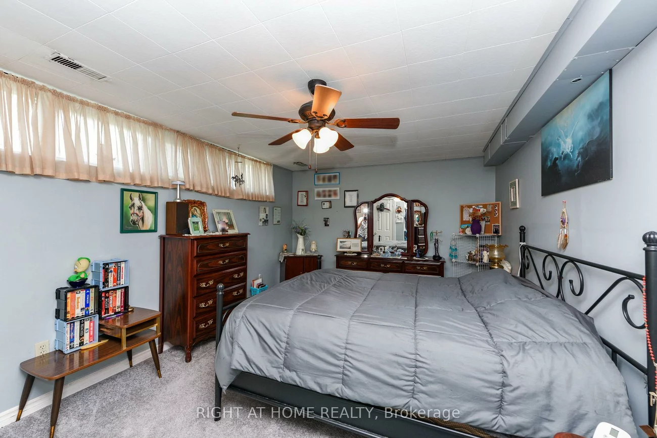 44, Birgitta, Eringate-Centennial-West Deane, Toronto