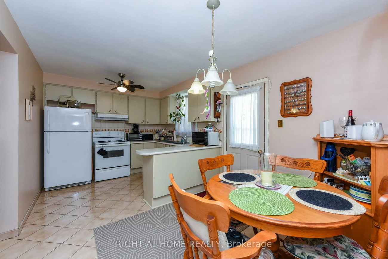 44, Birgitta, Eringate-Centennial-West Deane, Toronto