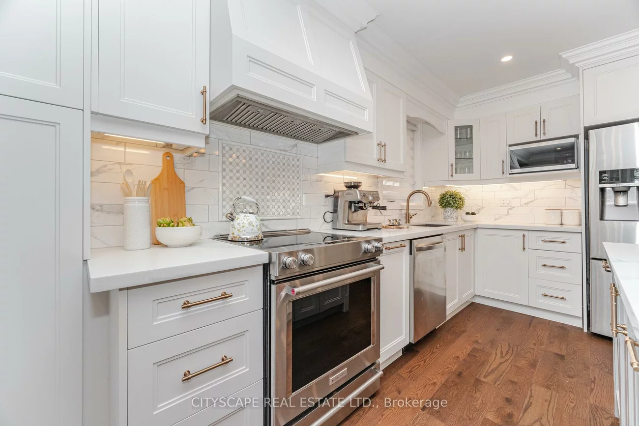 187, Prince Edward, Stonegate-Queensway, Toronto