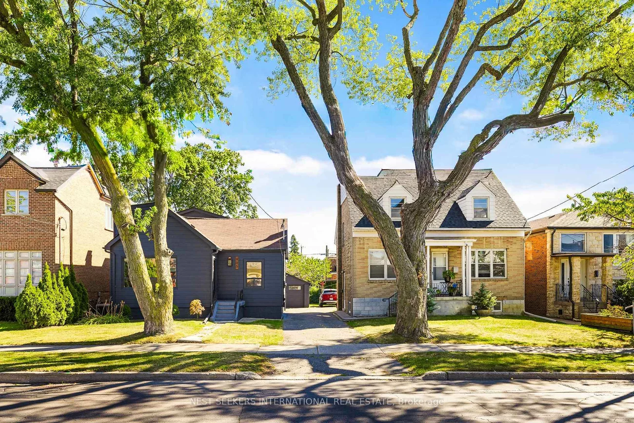 905, & 907 Glencairn, Yorkdale-Glen Park, Toronto