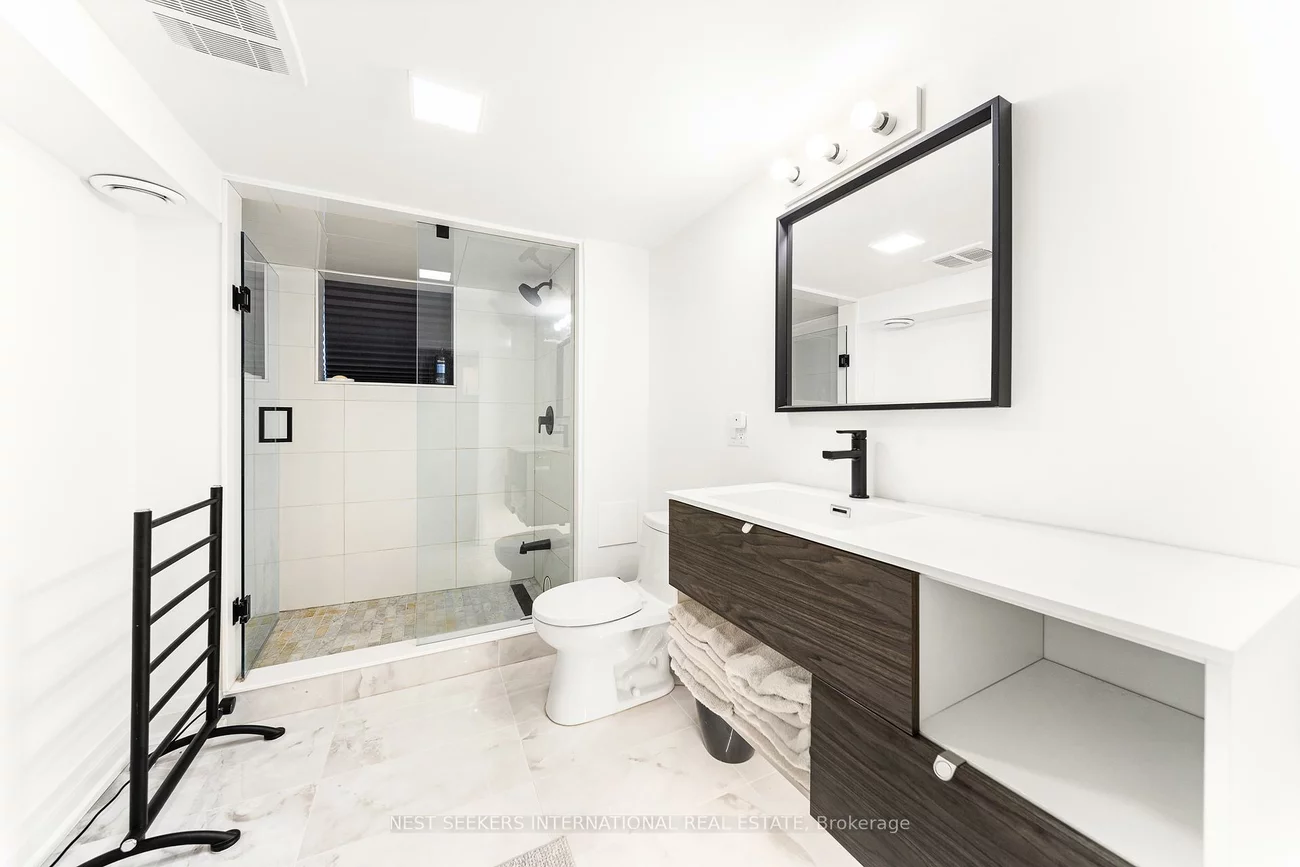 905, & 907 Glencairn, Yorkdale-Glen Park, Toronto