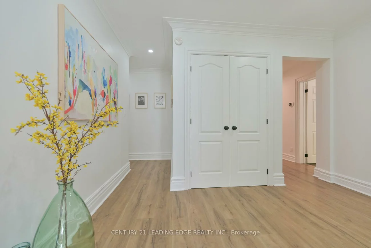 1, Romney, Edenbridge-Humber Valley, Toronto