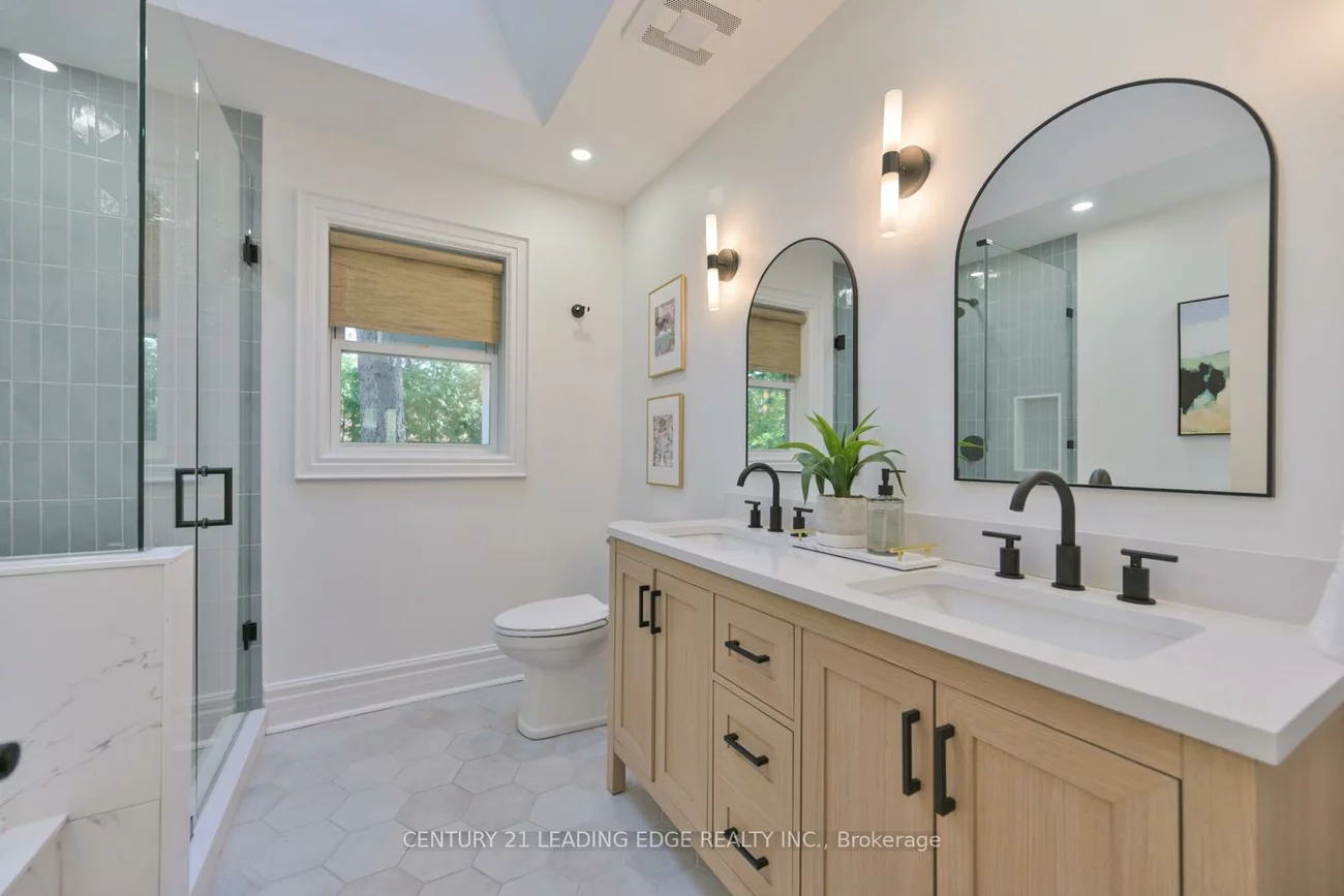 1, Romney, Edenbridge-Humber Valley, Toronto