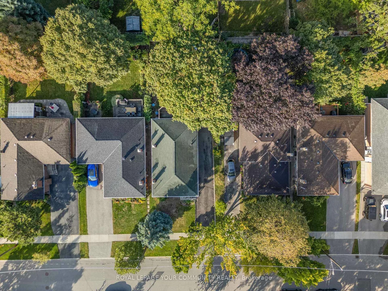 19, Archerhill, Eringate-Centennial-West Deane, Toronto