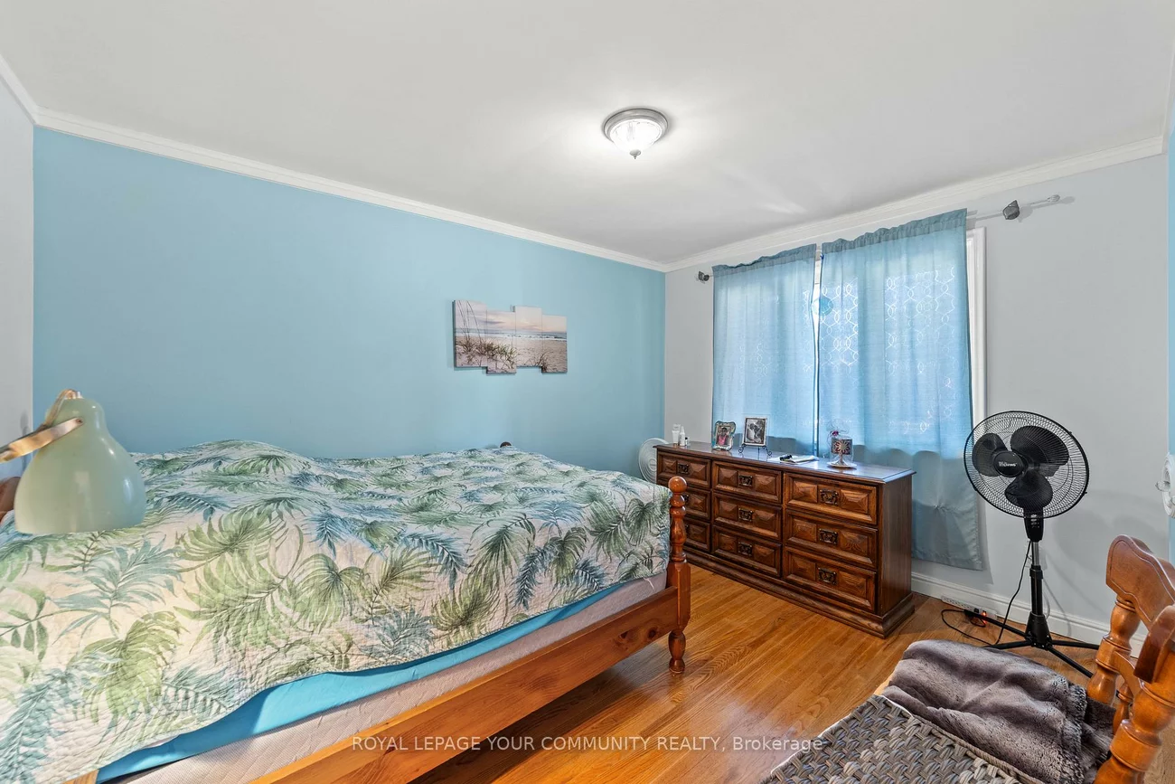 19, Archerhill, Eringate-Centennial-West Deane, Toronto