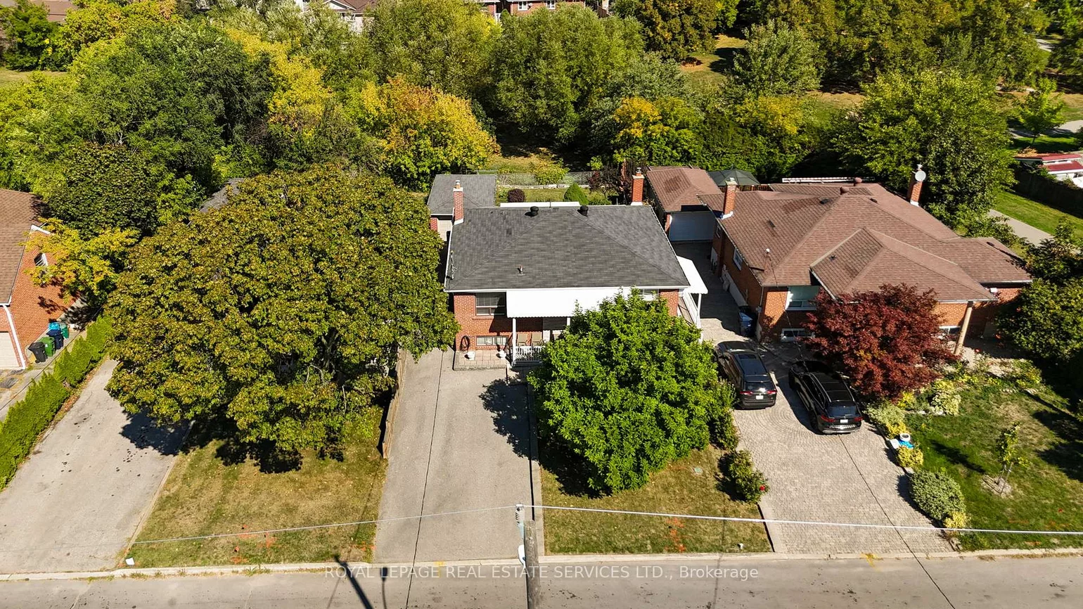 18, Langholm, Downsview-Roding-CFB, Toronto
