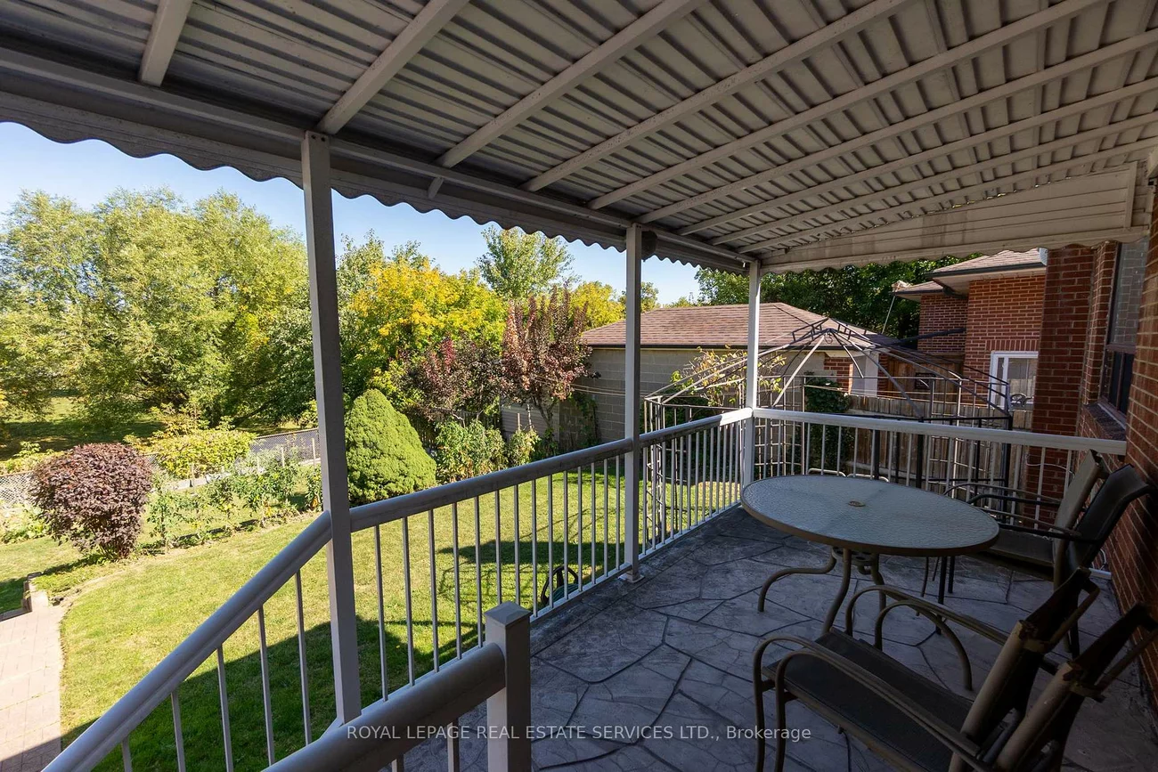 18, Langholm, Downsview-Roding-CFB, Toronto