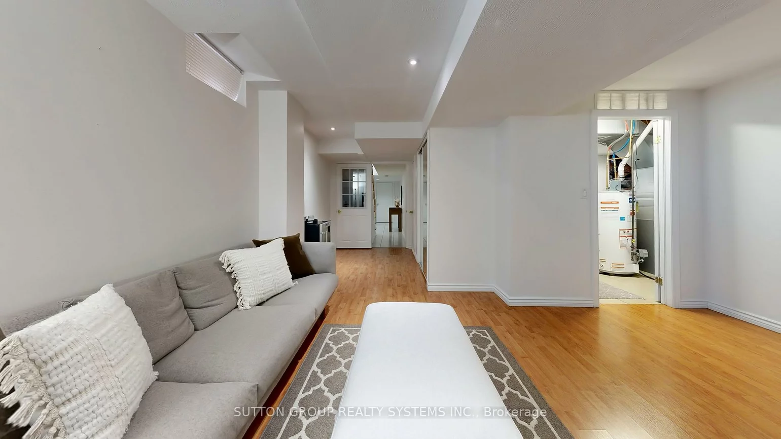 59, Touchstone, Brookhaven-Amesbury, Toronto