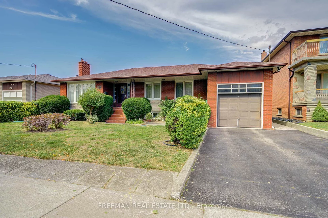 102, Hallsport, Downsview-Roding-CFB, Toronto