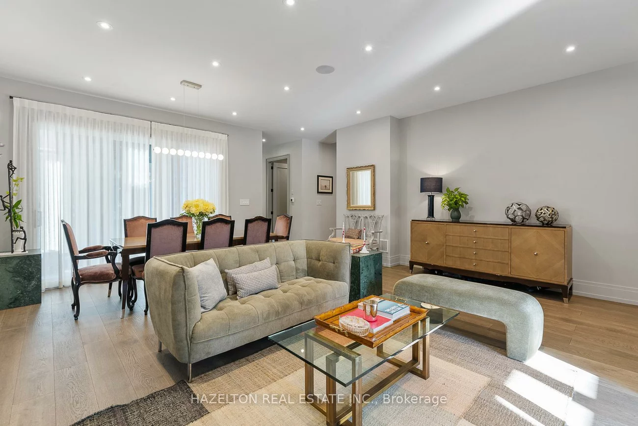 35, Worthington, High Park-Swansea, Toronto