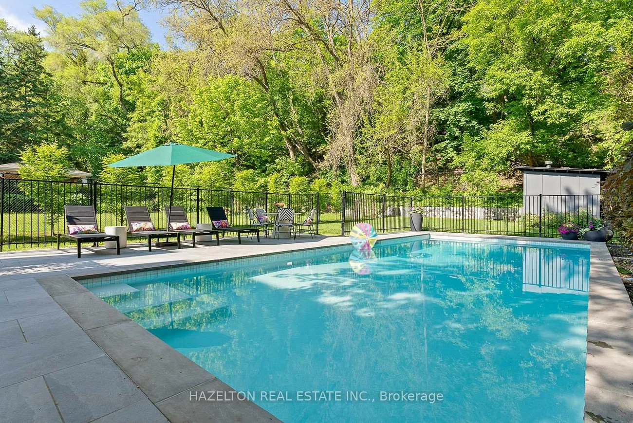 35, Worthington, High Park-Swansea, Toronto