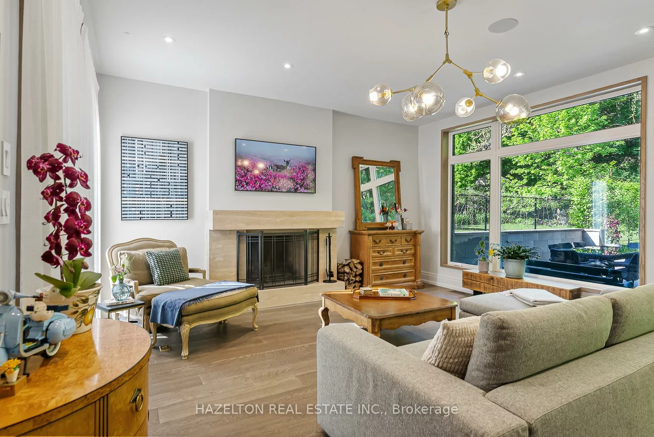 35, Worthington, High Park-Swansea, Toronto