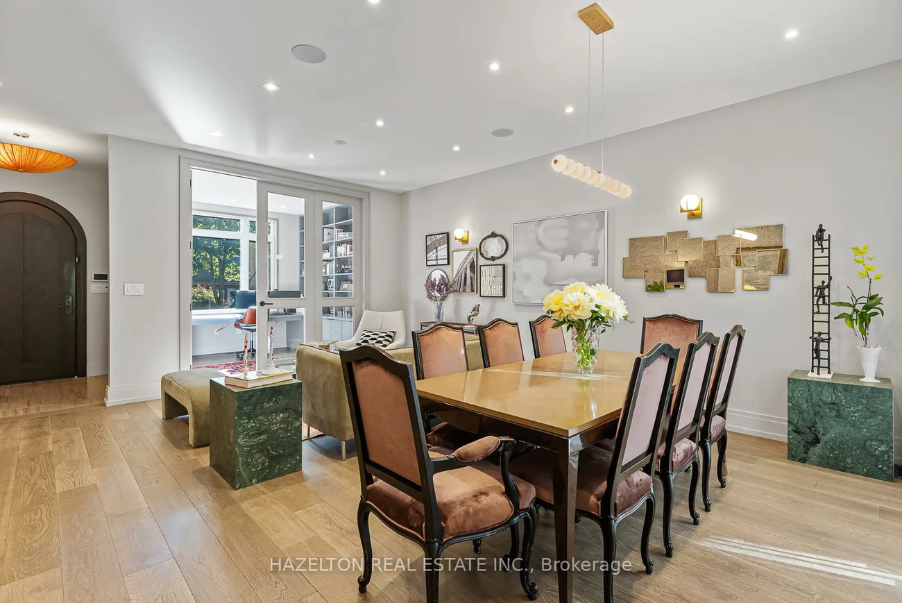 35, Worthington, High Park-Swansea, Toronto