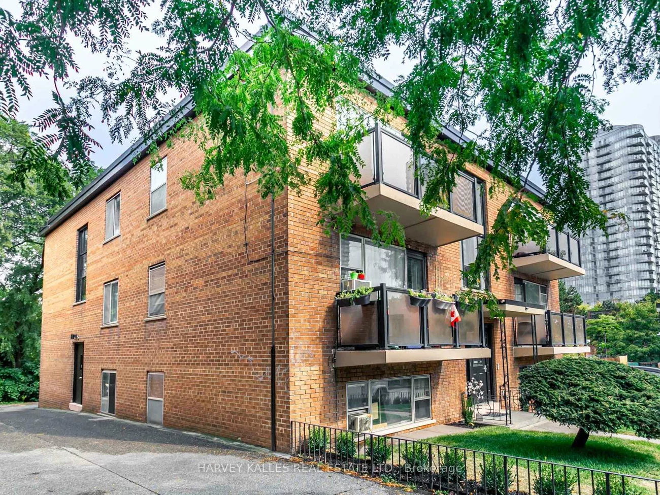 25, Windermere, High Park-Swansea, Toronto