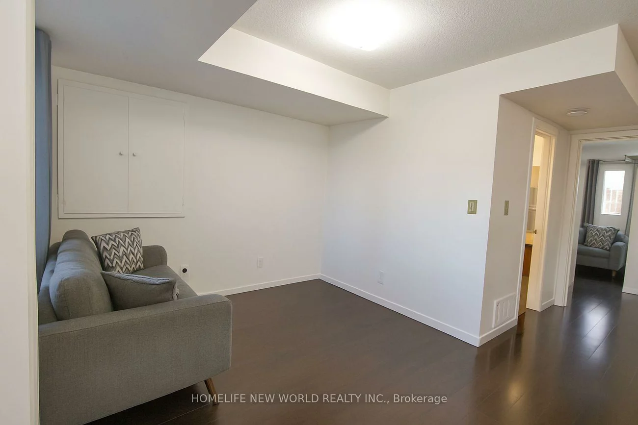 173, Torbarrie, Downsview-Roding-CFB, Toronto