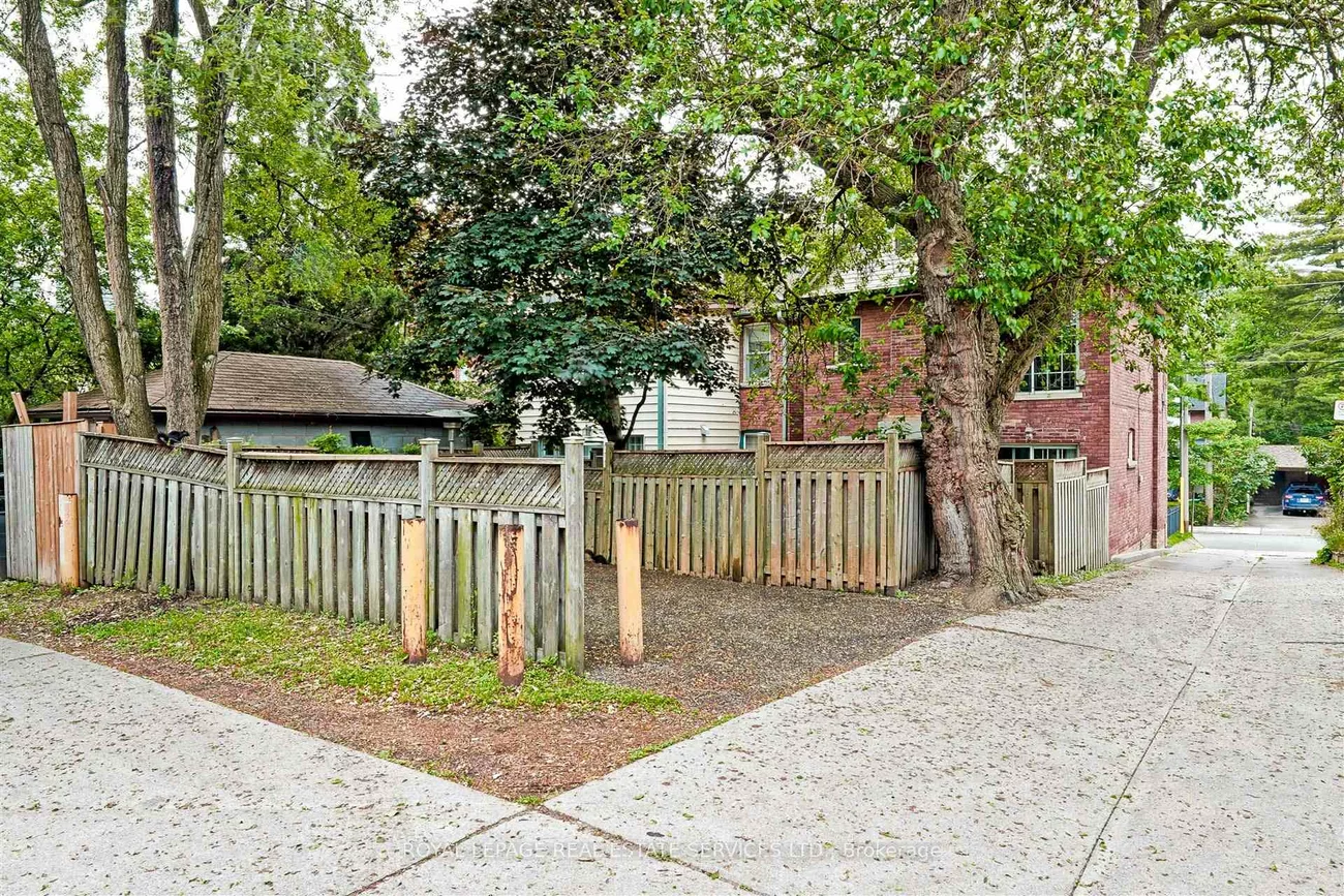 93, Medland, High Park North, Toronto