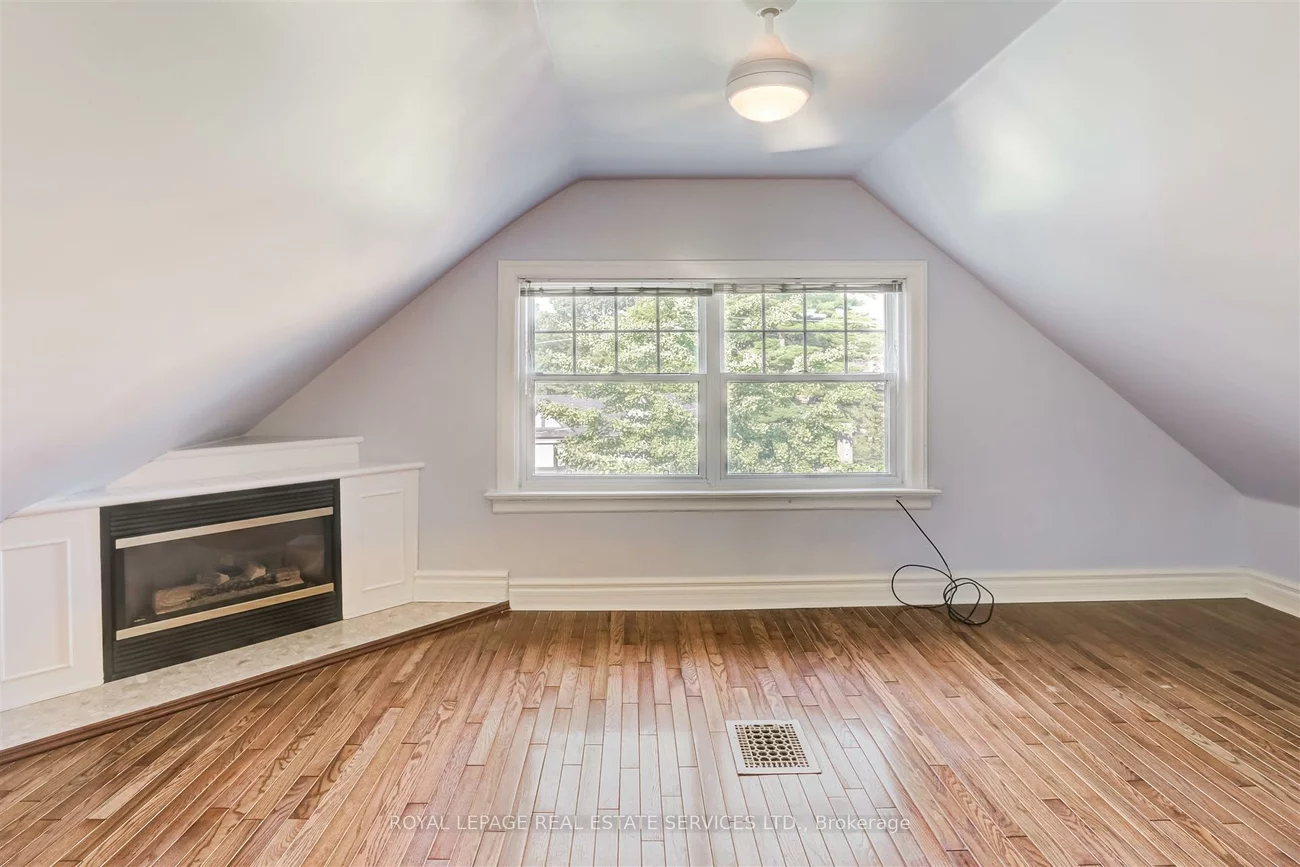 93, Medland, High Park North, Toronto
