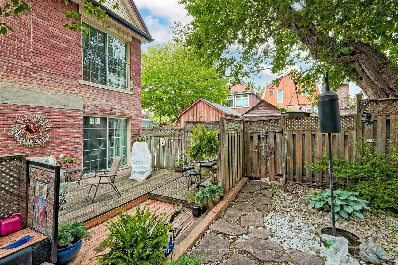 93, Medland, High Park North, Toronto