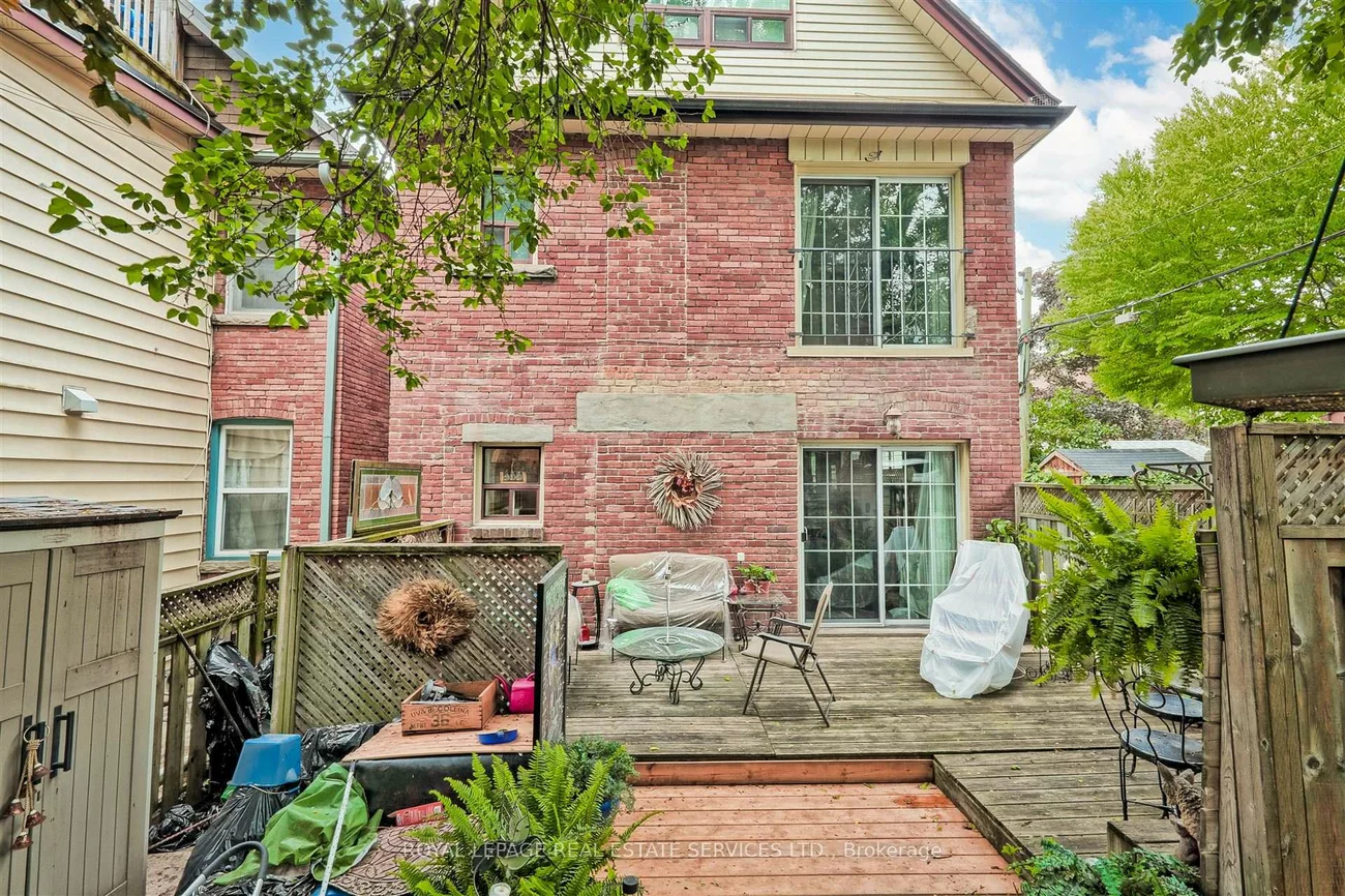93, Medland, High Park North, Toronto