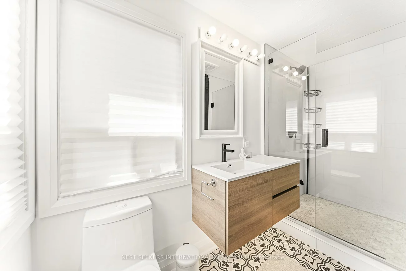 905, Glencairn, Yorkdale-Glen Park, Toronto