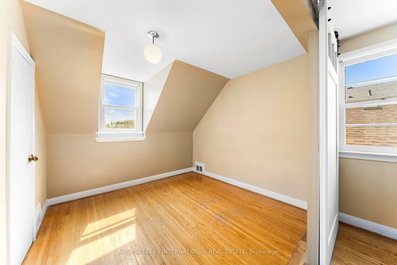 907, Glencairn, Yorkdale-Glen Park, Toronto