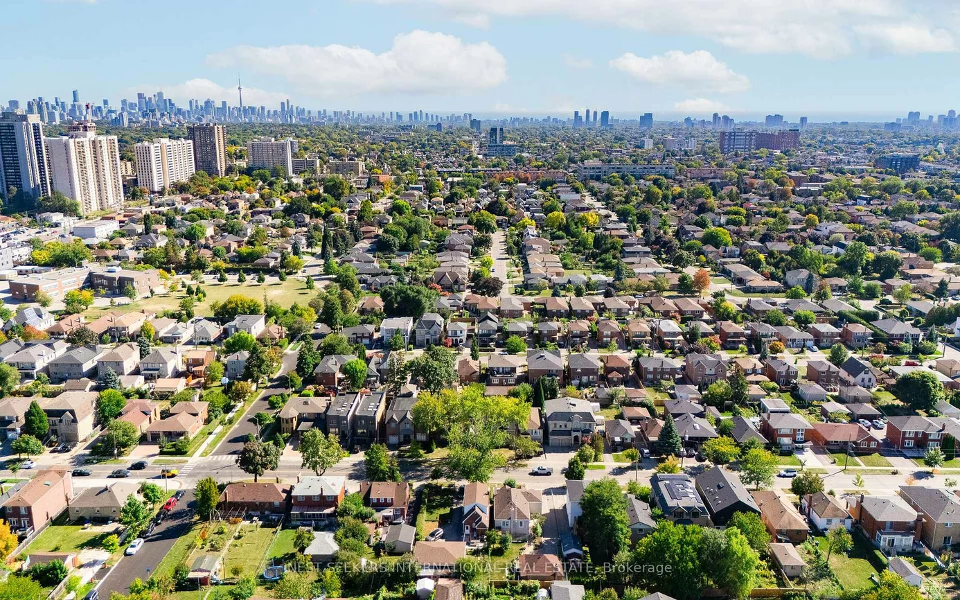 907, Glencairn, Yorkdale-Glen Park, Toronto